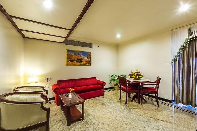קוז'יקודה Westway Hotel מראה חיצוני תמונה