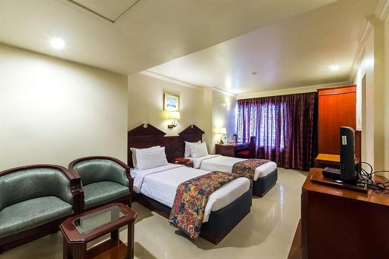 קוז'יקודה Westway Hotel מראה חיצוני תמונה
