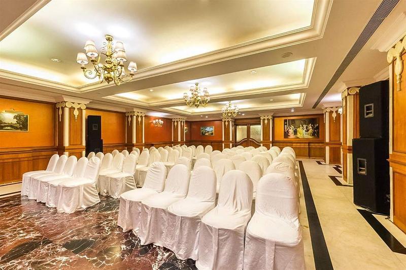 קוז'יקודה Westway Hotel מראה חיצוני תמונה